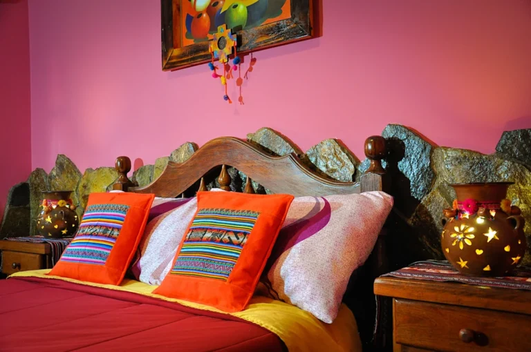 Habitación Matrimonial Privada con Baño a Compartir
